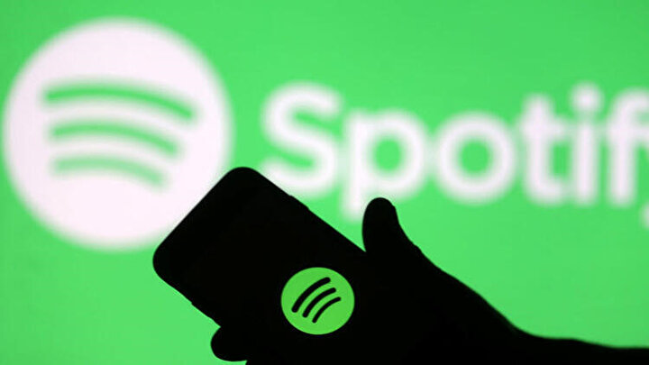 Müzik yapımcıları ve sanatçılar, düşen kazançlarından şikayetçi