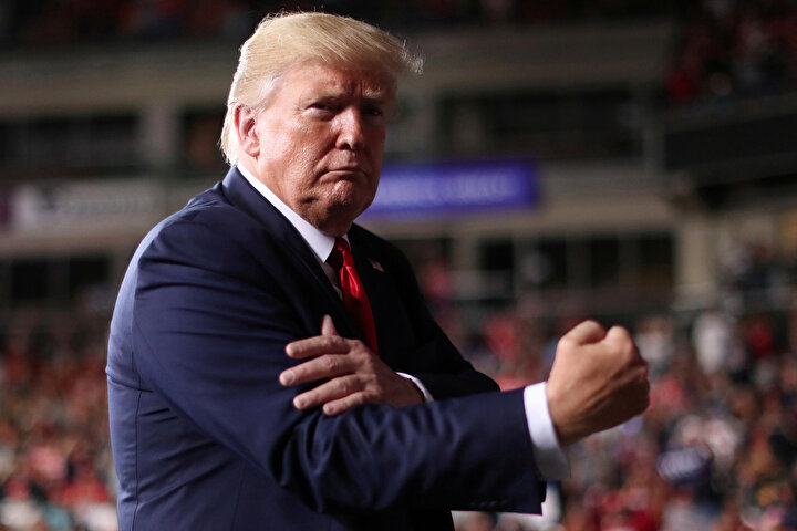 Donald Trump, ABD seçimlerinin en iddialı adayı konumunda yer alıyor.