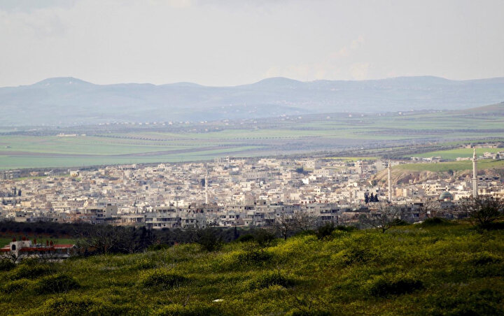 İdlib'e bağlı Han Şeyhun ilçesinin rejim bombardımanı başlamadan önceki hali.