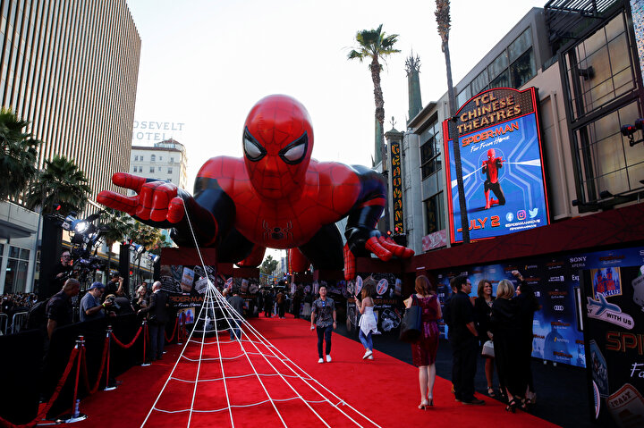 Marvel Sinematik Evreni, Spider-Man ile büyük gişe istatistikleri elde etti.