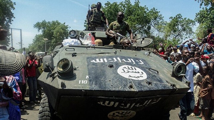 Boko Haram’ın Nijerya ordusu tarafından ele geçirilen tankı.