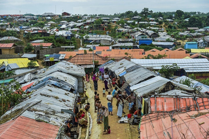 Bangladeş'teki Arakanlı mültecilerin resmi eğitim alması hükumet tarafından yasaklanmış durumda.