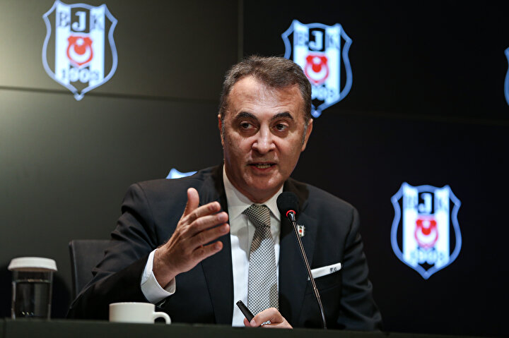 Fikret Orman basın toplantısında açıklamalarda bulunurken.