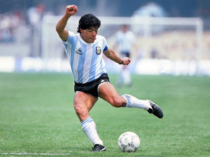 Diego Armando Maradona.