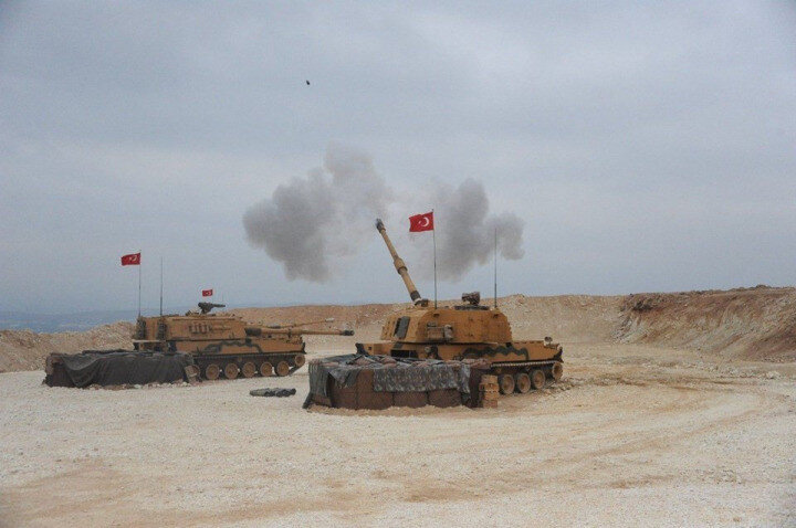 Türk obüsleri, terör örgütünün mevzilendiği noktaları tek tek vuruyor.