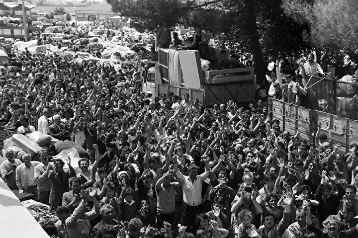Kapıkule Sınır Kapısından Bulgaristan'a giriş yapan Türkler.