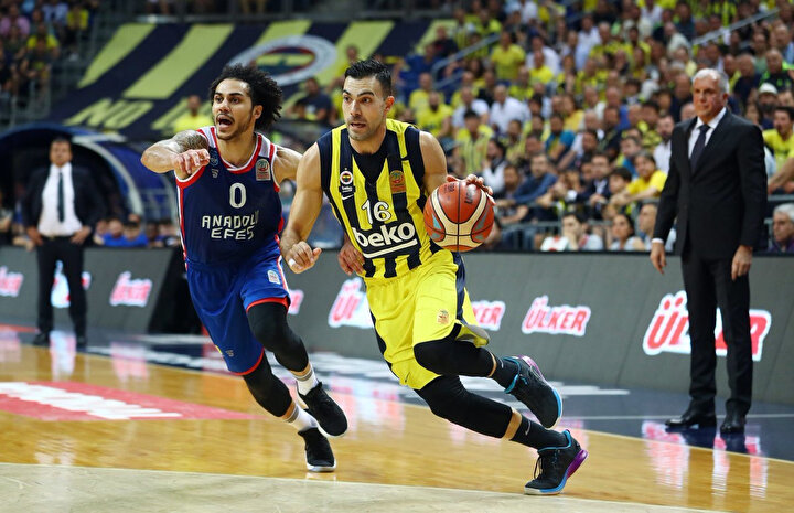 Sloukas bu sezon 7.3 asist ortalaması yakaladı.