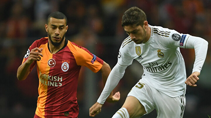 Belhanda oyundan çıkarken taraftarlar tarafından tepki aldı.