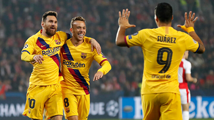 Arthur, Messi'nin golünün asistini yaptı.