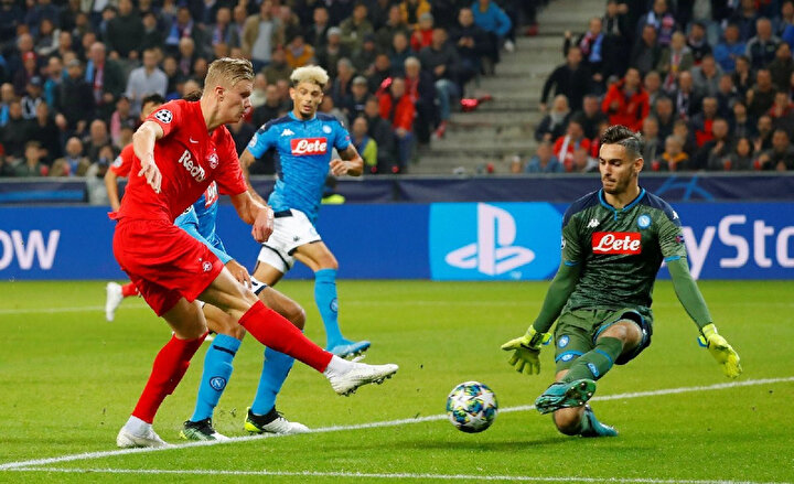 Erling Haaland bu sezon 13 maçta 20 gol kaydetti.