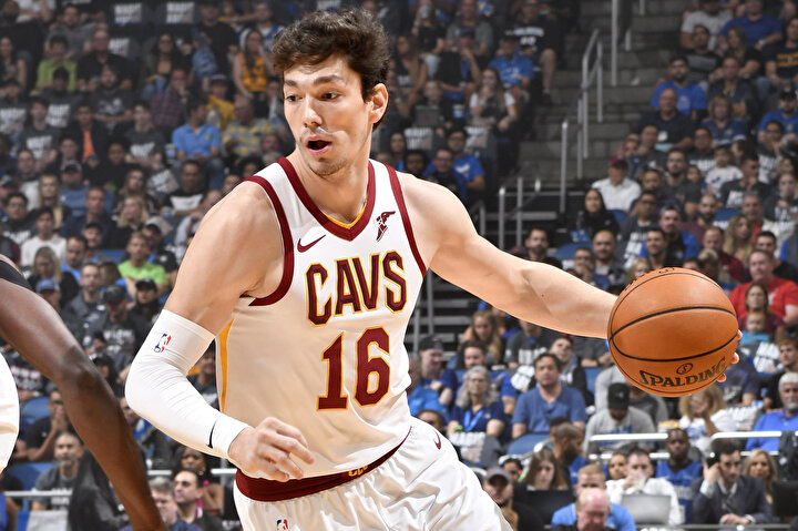 Cedi Osman geçen sezon 13 sayı ortalamasıyla oynadı.