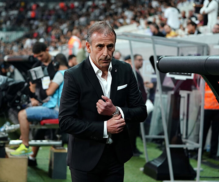 Beşiktaş 9 puanla 12. sırada bulunuyor.