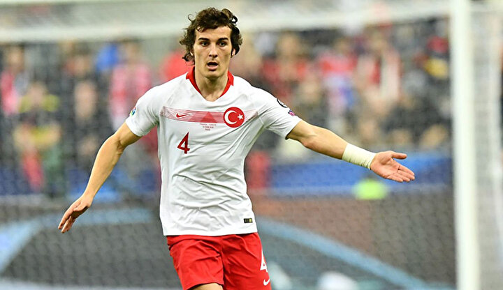 Çağlar Söyüncü Milli takımda 3 karşılaşmada 225 dakika görev yaptı.