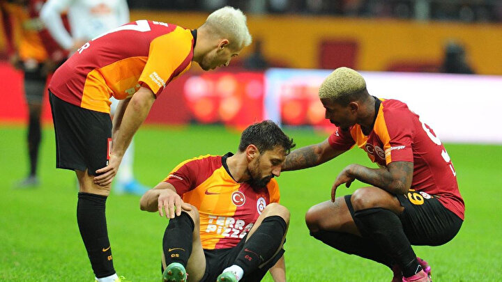 Şener Özbayraklı bu sezon 234 dakika süre aldı.