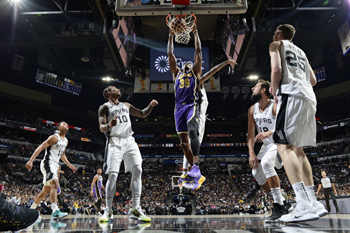Lakers bu sezon sadece Los Angeles Clippers'a mağlup oldu.