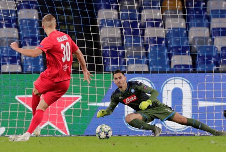 Haaland 4 maçta 7 gol kaydetti.