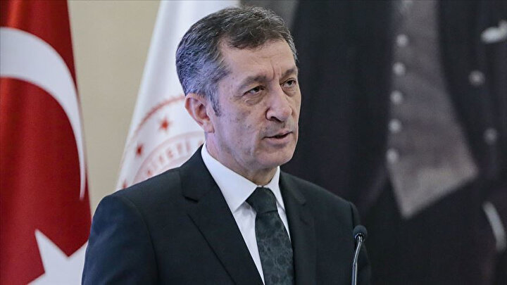 Milli Eğitim Bakanı Selçuk, otizmli çocukların eğitim gördükleri okulda yuhalandığına ilişkin olayla ilgili açıklama yaptı.