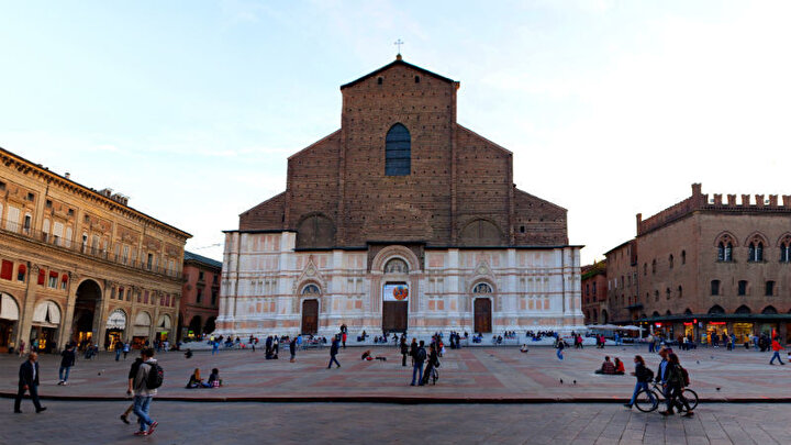 San Petronio Bazilikası