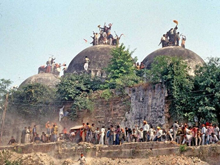 Babri Mescidi 1992'de Hindular tarafından saldırıya uğramıştı.