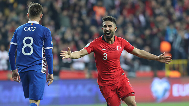 Hasan Ali Kaldırım, uzun bir aranın ardından yeniden Milli Takım'a döndü.