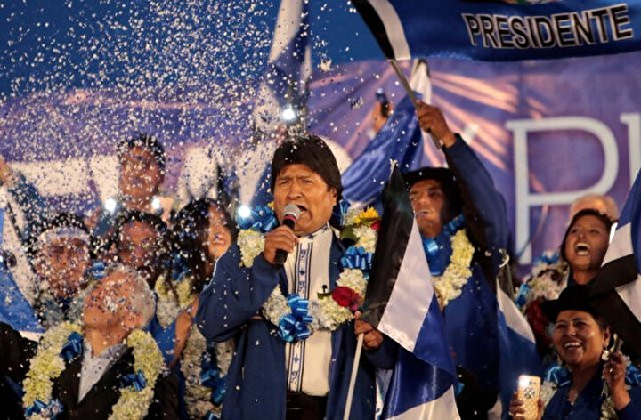 Evo Morales Bolivya tarihinin ilk Kızılderili kökenli başkanı olmuştu.