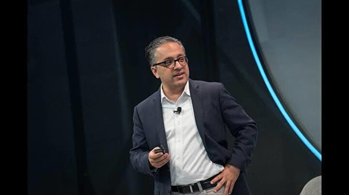 Google Cloud Başkanı, bu ortaklığın yeni nesil teknolojilerin sağlık sektöründe kullanılmasını iyileştirme amaçlı gerçekleştiğini söylüyor.