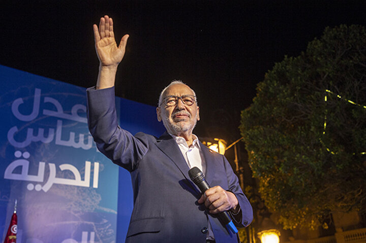Nahda Hareketi lideri Gannuşi'nin seçim mitingi.