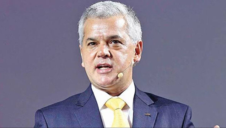 Rocha, daha önce Volkswagen ve General Motors gibi otomobil üreticilerinde yöneticilik yapan bir isim.