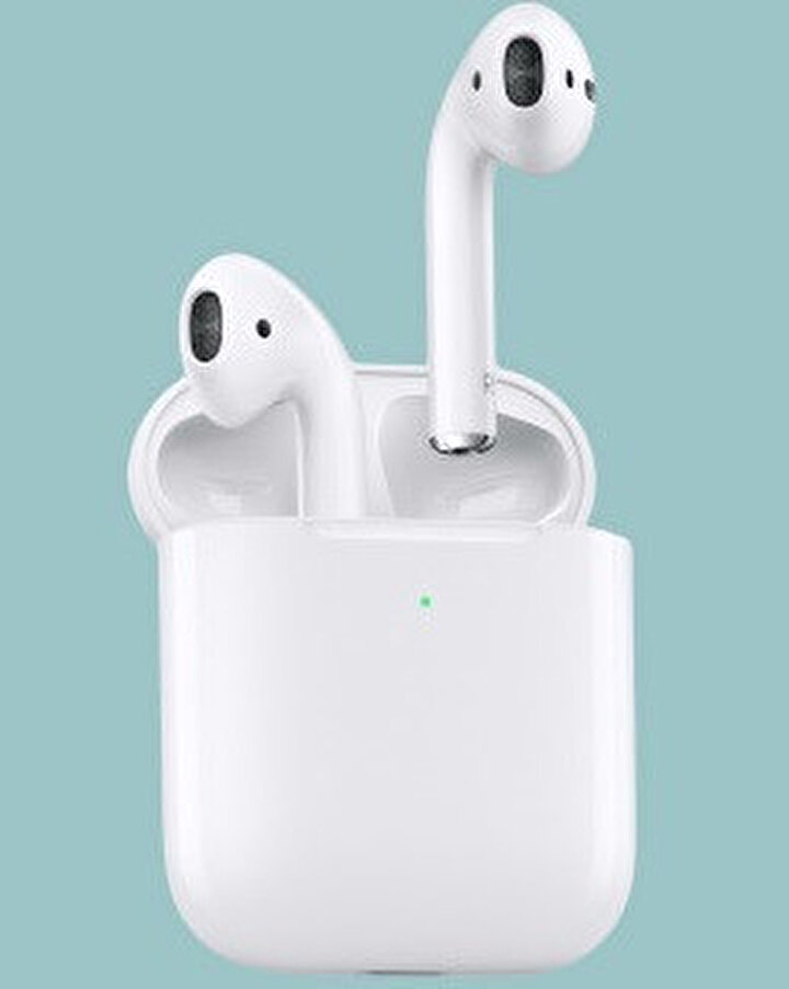 AirPods kutusu, Apple'ın tasarım örnekleri listesinin ilk sırasında gelebilir. Gerçekten muazzam.