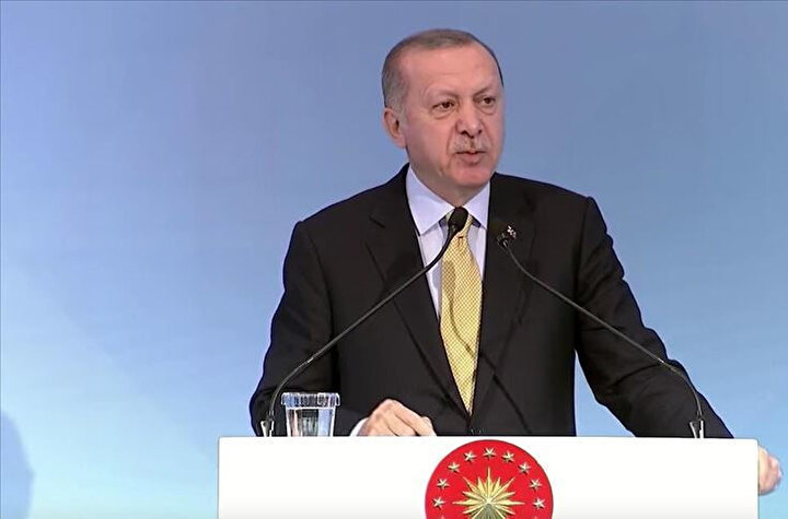 Cumhurbaşkanı Recep Tayyip Erdoğan, İstanbul Kongre Merkezi'nde düzenlenen İslam İşbirliği Üst Düzey Kamu ve Özel Sektör Yatırım Konferansı'nda konuştu.