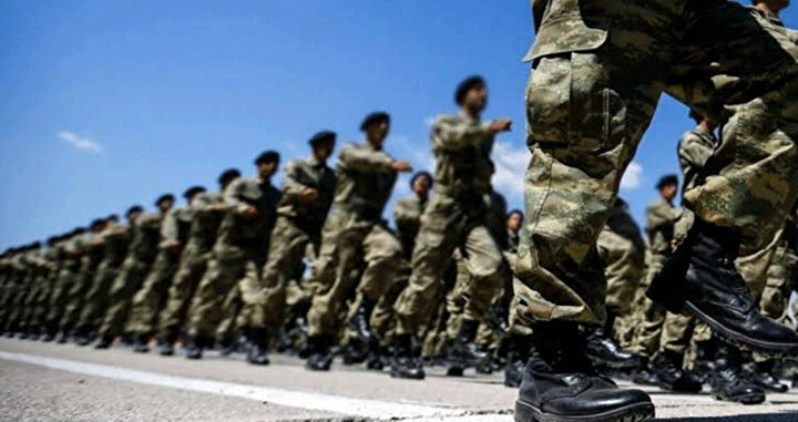 Türk askerleri- Arşiv