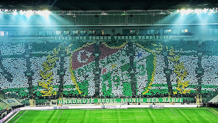 Bursaspor, TFF 1. Lig'de 13 bin ortalama ile 1. sırada bulunuyor