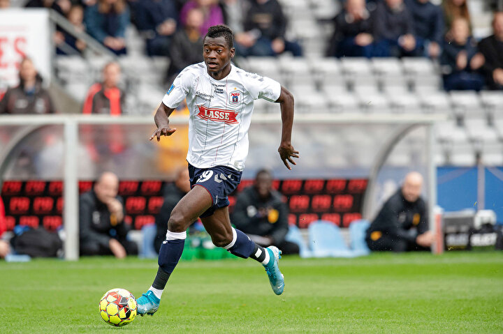 Mustapha Bundu 20 karşılaşmada 8 gol 4 asist üretti.