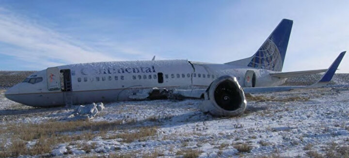 20 Aralık 2008'de Pistten çıkan Continental Havayolları'na ait Boeing 737-500