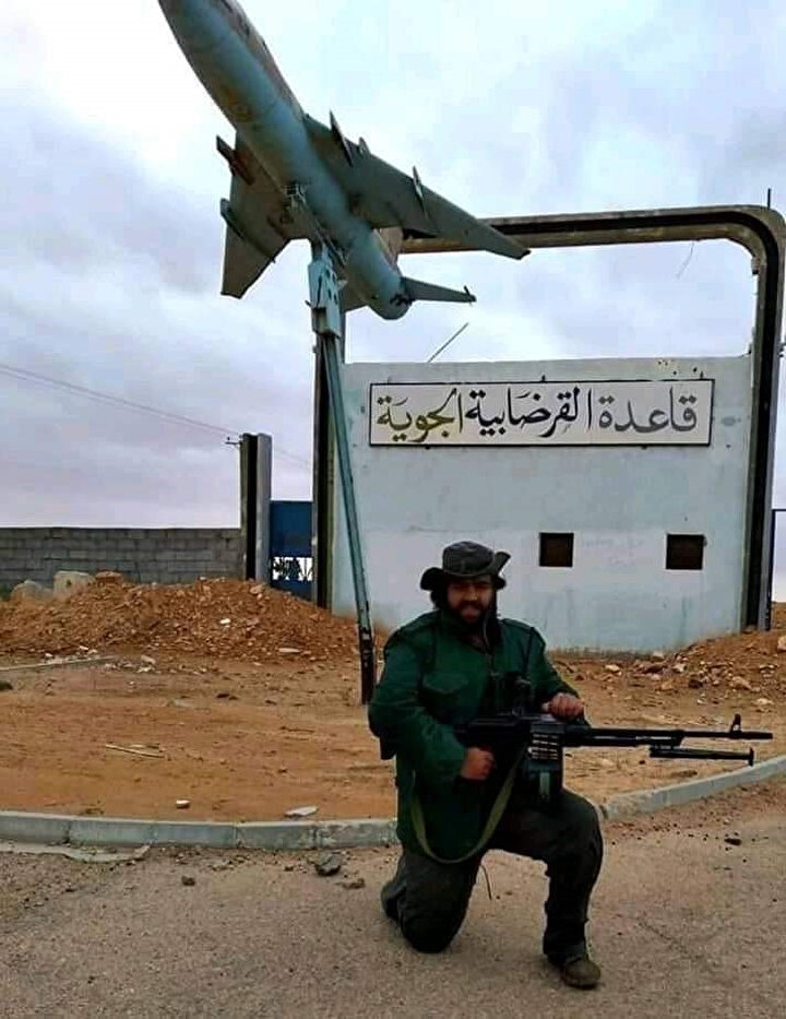 Sirte'ye giren Hafter milisleri.