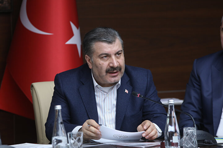 Sağlık Bakanı Fahrettin Koca son durumu anlatırken
