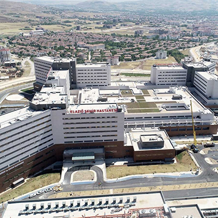 Elazığ Fethi Sekin Şehir Hastanesi'nde, 6.8'lik deprem 3.1 olarak hissedildi