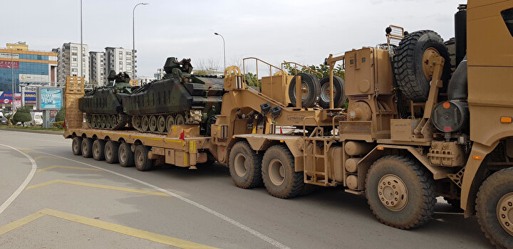 TIR'a yüklenmiş zırhlılar