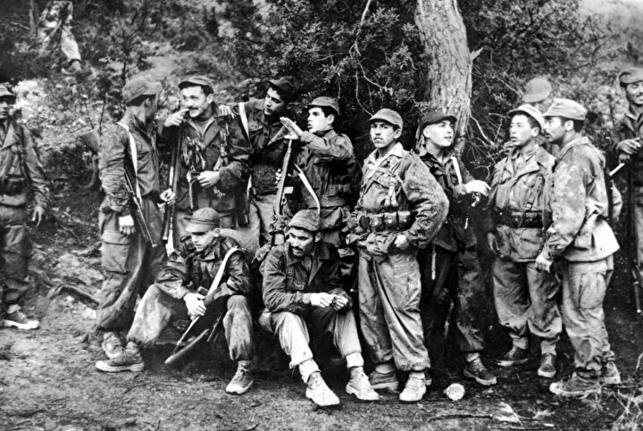 1954-1962 yılları arasındaki Cezayir Bağımsızlık Savaşı’nda Cezayir Ulusal Kurtuluş Cephesi askerleri.