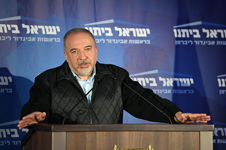 Eski Savunma Bakanı Avigdor Liberman'ın İsrail Evimiz Partisi'nin genel merkezindeki seçim değerlendirmesi.