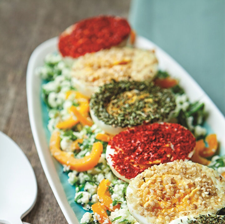 Yumurtalı peynir tabağı