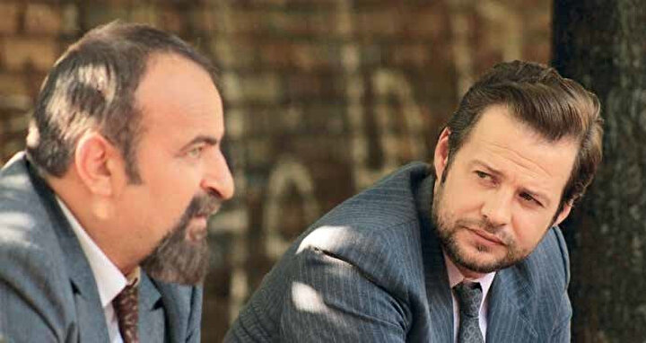 ''Bana kalırsa ikisi de birbirinden çok farklı iki meslek.''