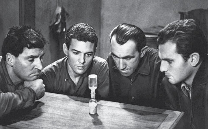 Le Trou filmi, Jacques Becker tarafından yönetilen 1960 Fransız suç filmidir.