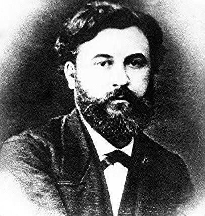 Fransız Fen öğretmeni ve mucit olan Reynaud, ilk canlı resim filmlerini yapan ve gösteren kişidir.