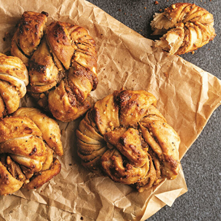 Temel tahinli çörek