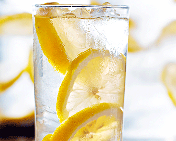 Limonlu su, sindirim dostudur.