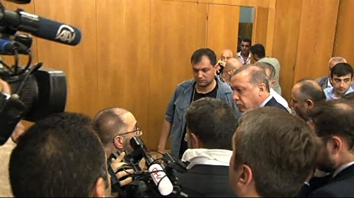 Cumhurbaşkanı'nın Atatürk Havalimanı'ndaki görüntüleri | 15 Temmuz Darbe Girişimi Haberleri