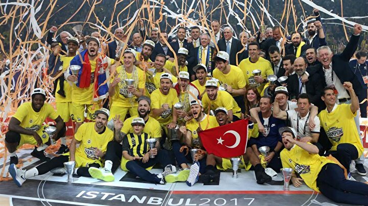 Fenerbahçe basketbol takımının EuroLeague şampiyonluğu