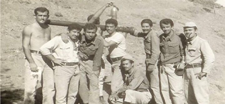 Yaşları 18 ile 25 arasında değişen 400'ü aşkın vatanperver üniversitelerini bırakarak ülke savunması için etrafı kuşatılmış sarp ve dağlık bir bölgede Rumlara karşı direnerek şehit ve gazi oldu, Erenköy’ü Makarios’a bırakmadı