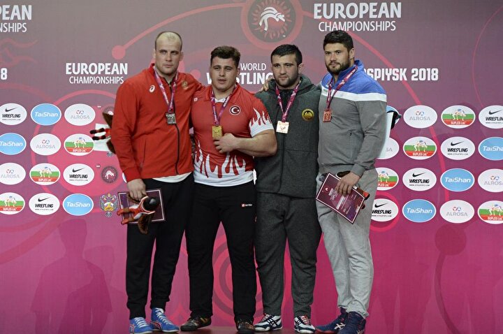 Xinhua Sports on X: Riza Kayaalp wins Turkey 2nd gold in Wuhan by  overcoming Heiki Nabi of Estonia in 130kg Greco-Roman wrestling final at  Military World Games @KayaalpRza  / X